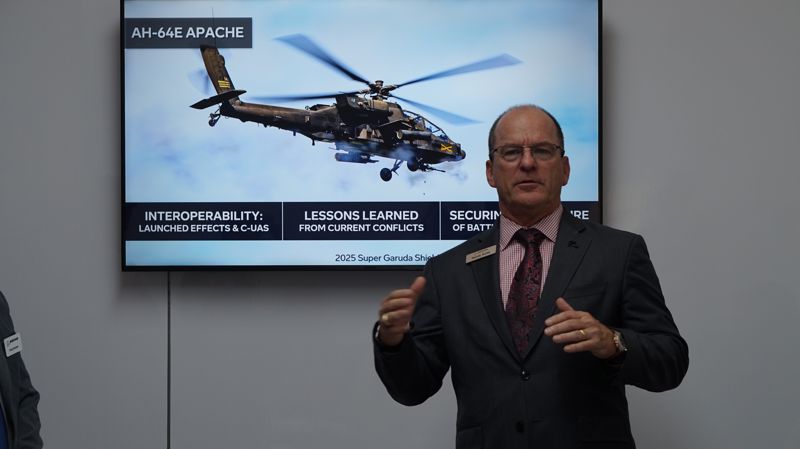 랜디 로티(Randy Rotte) 보잉 인도·아시아·태평양·동남아시아 지역 사업 개발 총괄이 23일 경기 고양 킨텍스 제2전시장에서 열린 '서울 국제 항공우주 및 방위산업 전시회(ADEX) 2025'에서 발표하고 있다. 보잉코리아 제공