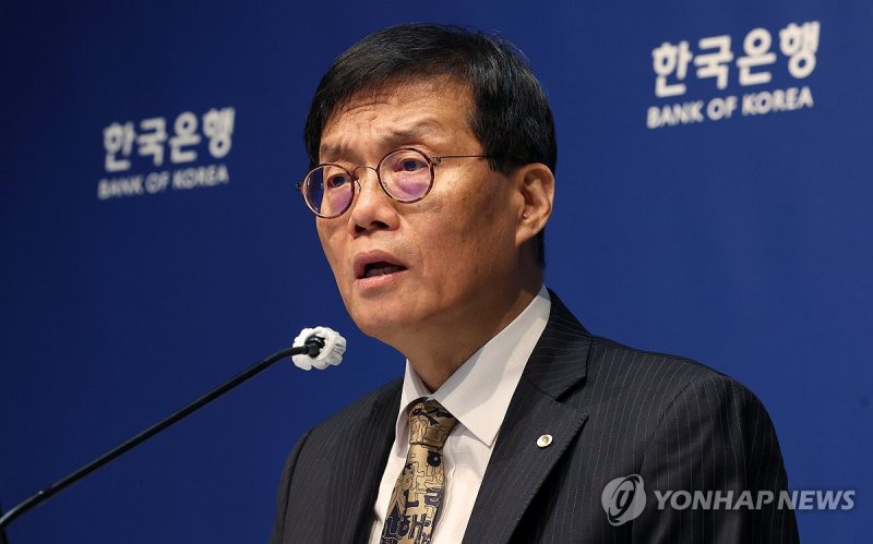 간담회서 발언하는 이창용 한은 총재 (출처=연합뉴스)