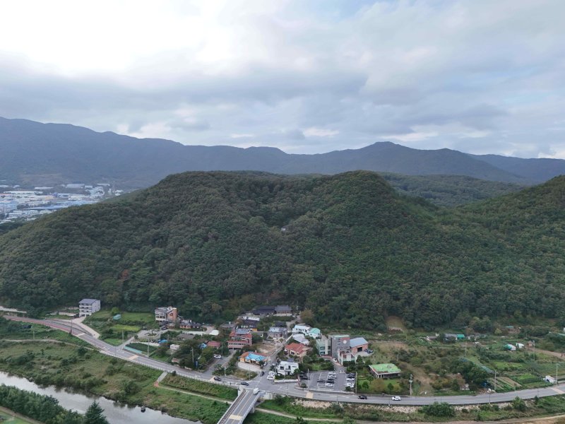 [양산=뉴시스] 양산 우불산성 전경. (사진=양산시 제공) 2025.10.23. photo@newsis.com *재판매 및 DB 금지