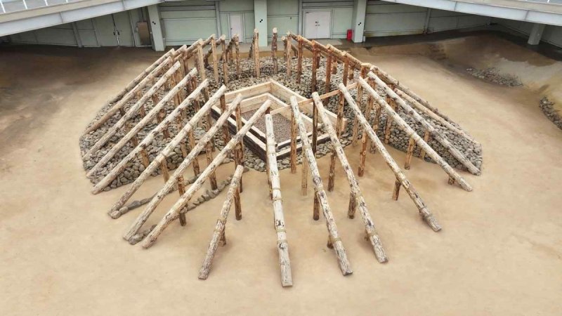 경주 쪽샘 44호 무덤 축조 실험 8단계 모습 (출처=연합뉴스)