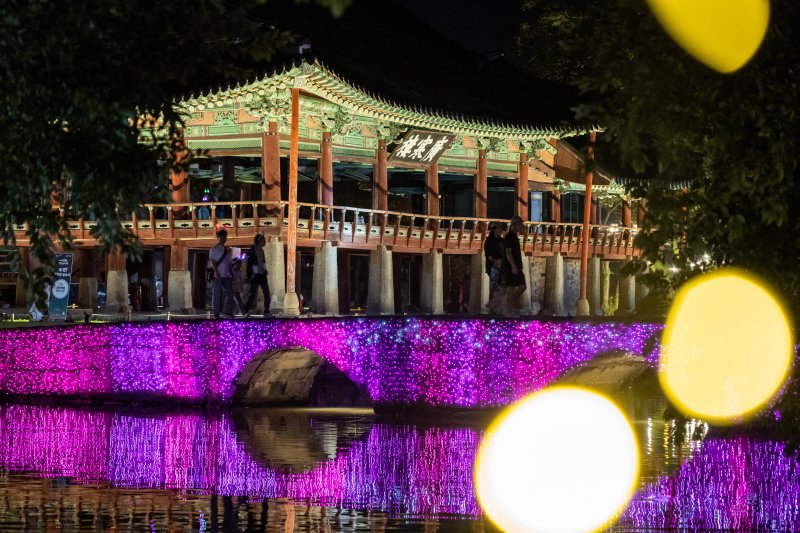 광한루와 오작교 야경