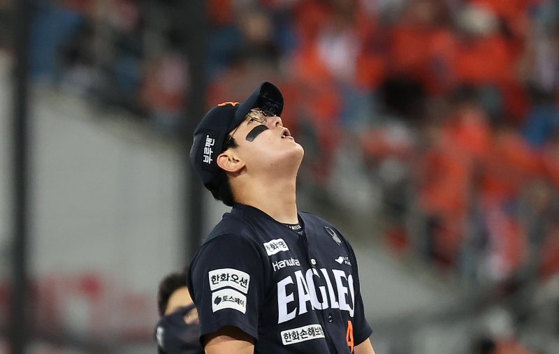 아쉬워하는 한화 이글스 투수 김서현. 2025.10.22/뉴스1 ⓒ News1 김진환 기자