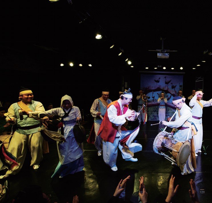 [수원=뉴시스] 광명농악. (사진=경기도 제공) 2025.10.24. photo@newsis.com *재판매 및 DB 금지