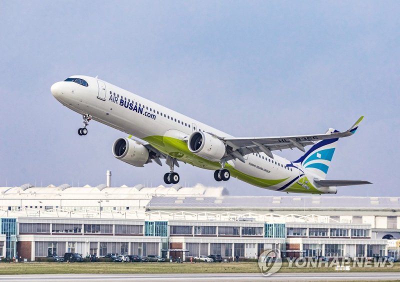 에어부산 에어버스 A321neo (출처=연합뉴스)
