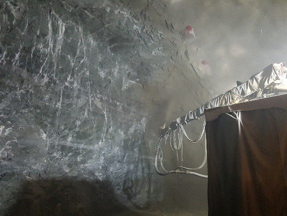 숏크리트 시공 모습 (출처=연합뉴스)