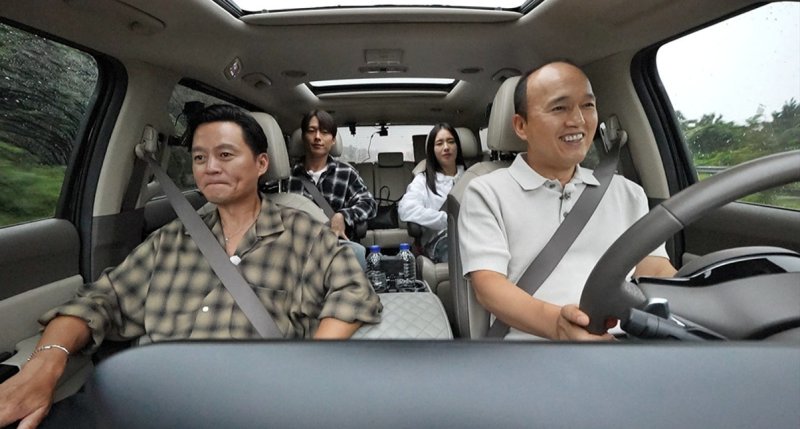 이서진·김광규, "같이 놀자"는 장기용·안은진 고난도 수발…카메오까지