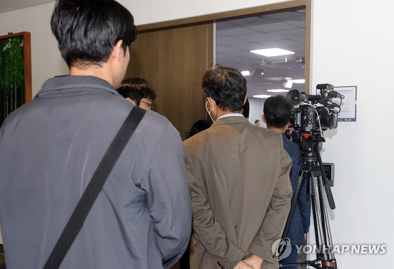 "못 들어가요" (출처=연합뉴스)