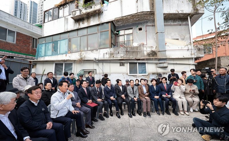 오세훈 시장, 상계 5구역 재정비촉진구역 방문 (출처=연합뉴스)