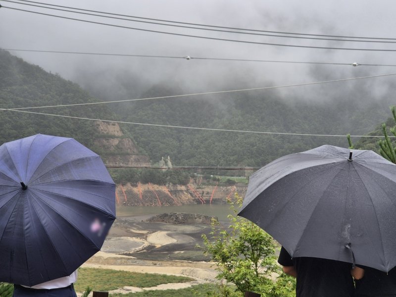 강릉에 내리는 비.(뉴스1 DB) ⓒ News1 윤왕근 기자