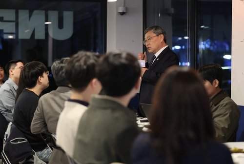 발언하는 정근식 서울시 교육감 (출처=연합뉴스)