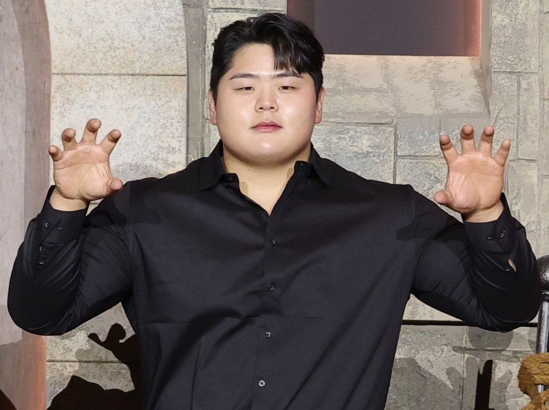 '피지컬:아시아' 김민재 넷플릭스 출연 믿기지 않아…씨름 대표 부담