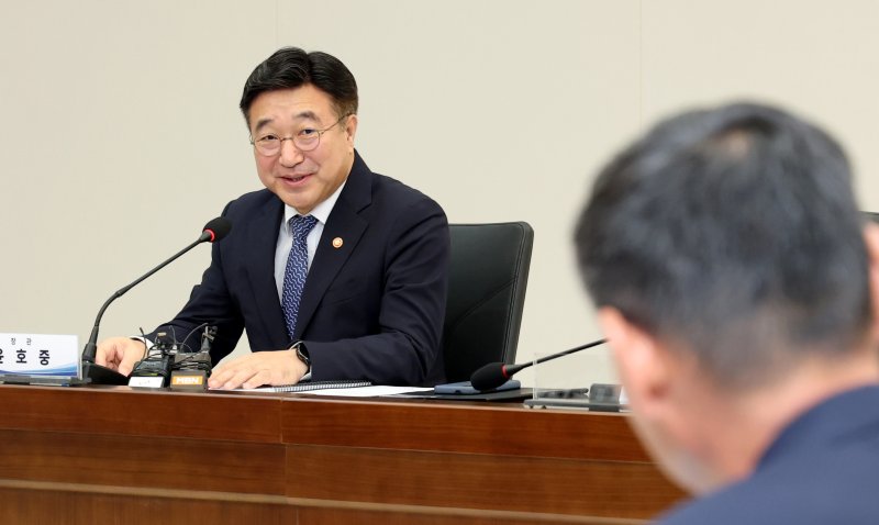 윤호중 행정안전부 장관2025.10.23/뉴스1 ⓒ News1 김기남 기자