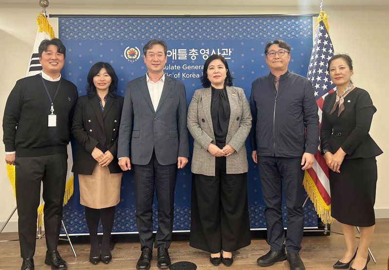 송하철 목포대 총장, 주시애틀대한민국총영사관 방문 (목포대 제공. 재판매 및 DB금지) /뉴스1