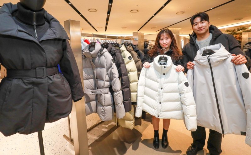 현대백화점 프리미엄 패딩 팝업 스토어 (출처=연합뉴스)