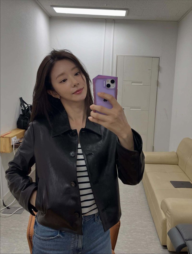 이주빈, 냉미녀의 정석…도도함 속 피어나는 미모 [N샷]