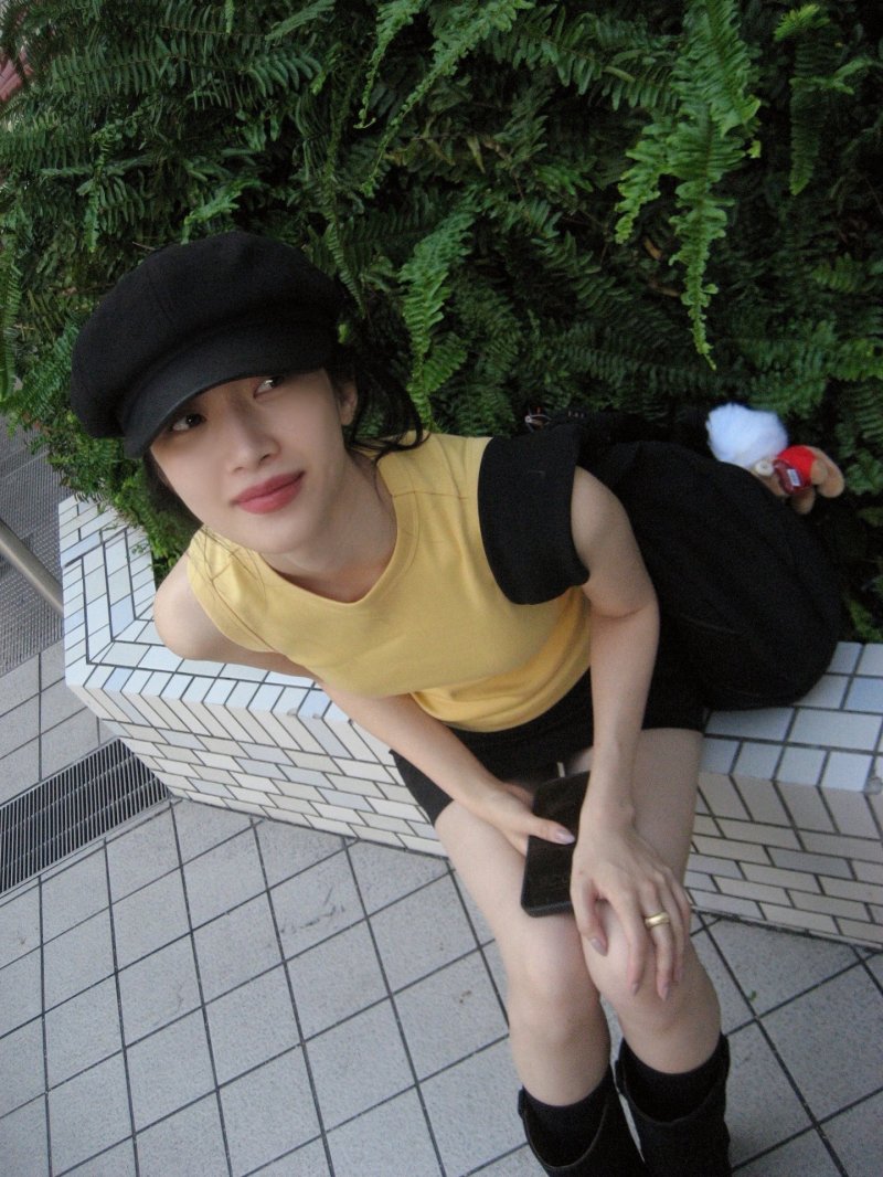 문가영, 역시 국보급 각선미…키치한 패션 스타일은 덤 [N샷]