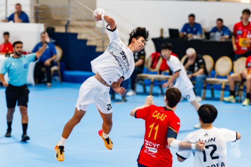 [서울=뉴시스] 한국 17세 이하(U-17) 핸드볼 대표팀의 김우빈. (사진=국제핸드볼연맹 홈페이지 캡처) 2025.10.26. photo@newsis.com *재판매 및 DB 금지