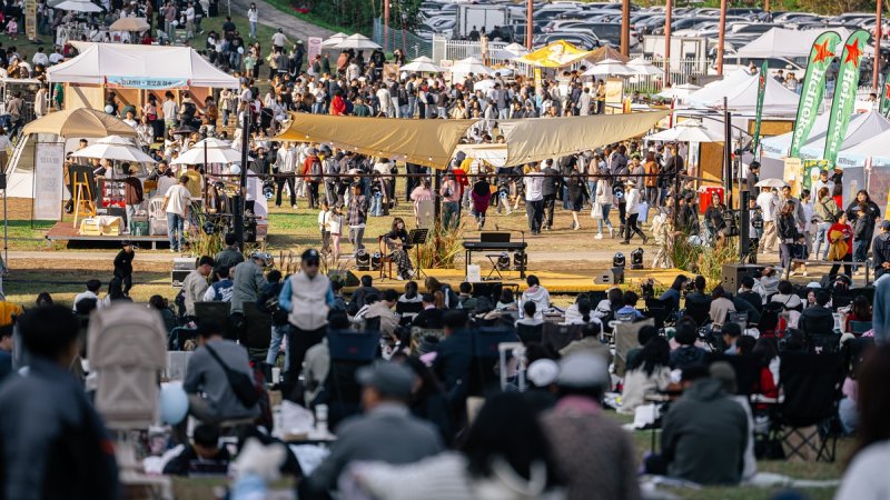 빵시장 인파 (출처=연합뉴스)