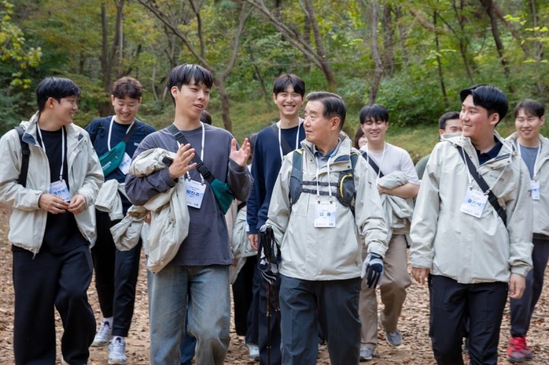 김윤 삼양홀딩스 회장 "스페셜티 사업 중심으로 제품 차별화" (출처=연합뉴스)