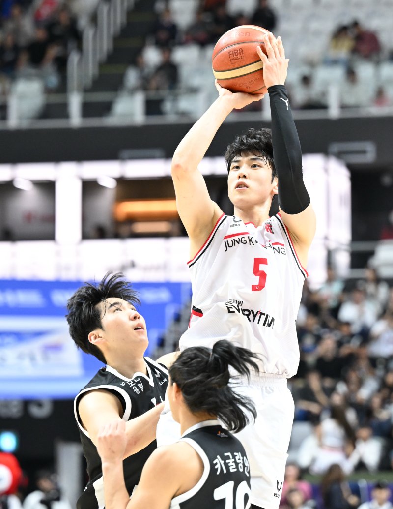 [서울=뉴시스] 프로농구 안양 정관장의 변준형. (사진=KBL 제공)