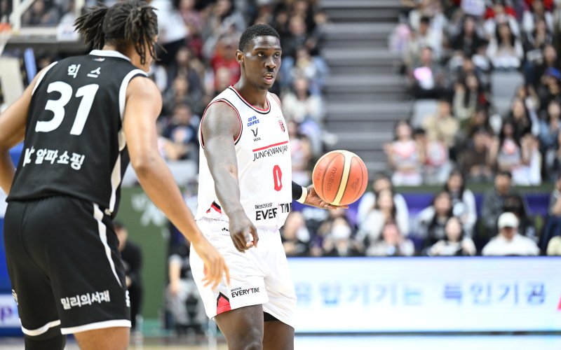 [서울=뉴시스] 프로농구 안양 정관장의 조니 오브라이언트. (사진=KBL 제공)