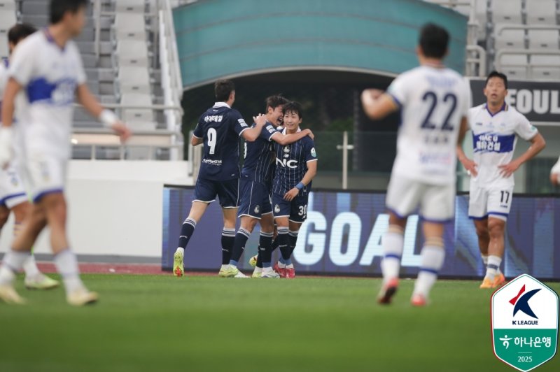 [서울=뉴시스] 프로축구 K리그2 서울이랜드FC의 박창환. (사진=한국프로축구연맹 제공) *재판매 및 DB 금지