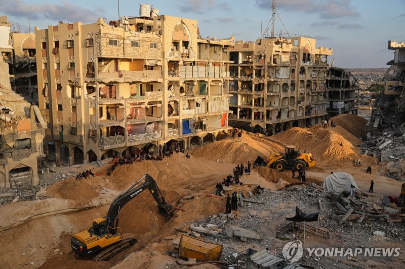 이집트에서 파견된 인질 수습 수색 장비와 전문가들 (출처=연합뉴스)