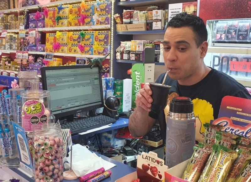 아르헨 중간선거 유권자 표정 (출처=연합뉴스)