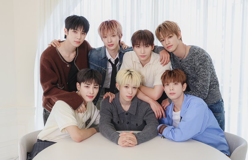 넥스지 "'십오야' 통해 JYP 선배님 앞 신곡 무대…뿌듯" [N인터뷰]①