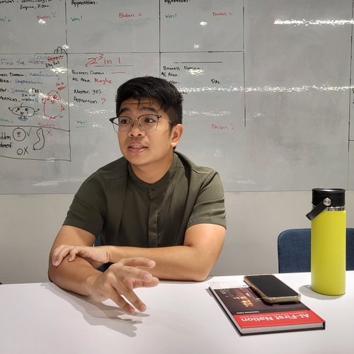 싱가포르 AI 견습 프로그램을 이수한 니콜라스 (출처=연합뉴스)