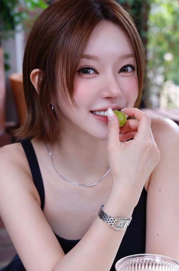 [서울=뉴시스] 초아. (사진=초아 인스타그램 캡처) 2025.10.27. photo@newsis.com *재판매 및 DB 금지