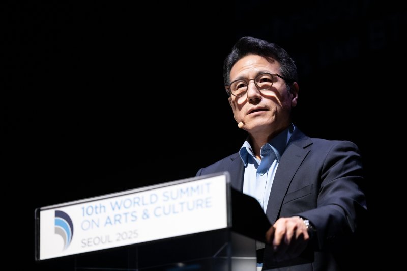 정병국 한국문화예술위원회 위원장. *재판매 및 DB 금지