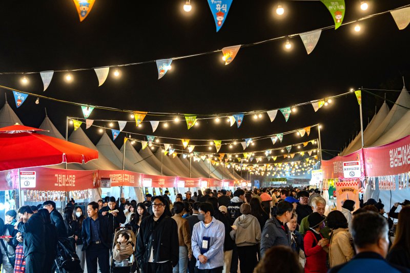 [횡성=뉴시스] 횡성한우축제 모습. (사진=횡성군 제공) 2025.10.27. photo@newsis.com *재판매 및 DB 금지