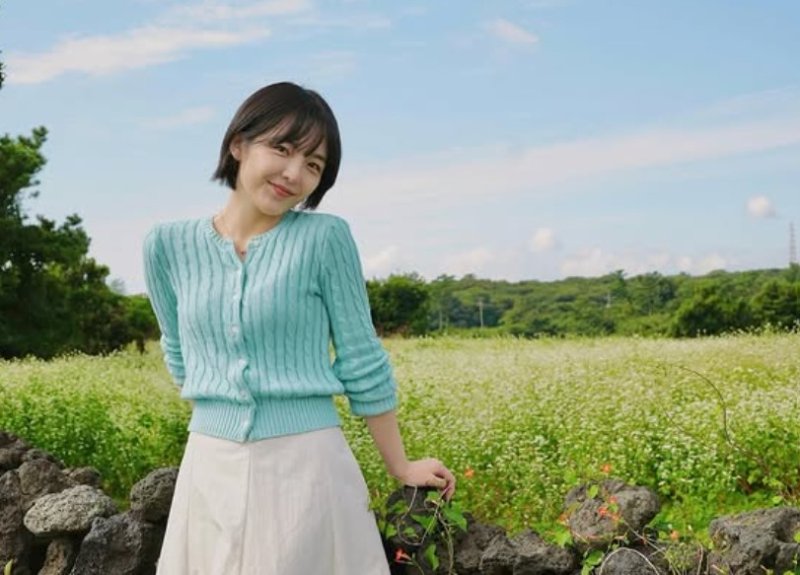 [서울=뉴시스] 서신애. (사진=서신애 인스타그램 캡처) 2025.10.27. photo@newsis.com *재판매 및 DB 금지