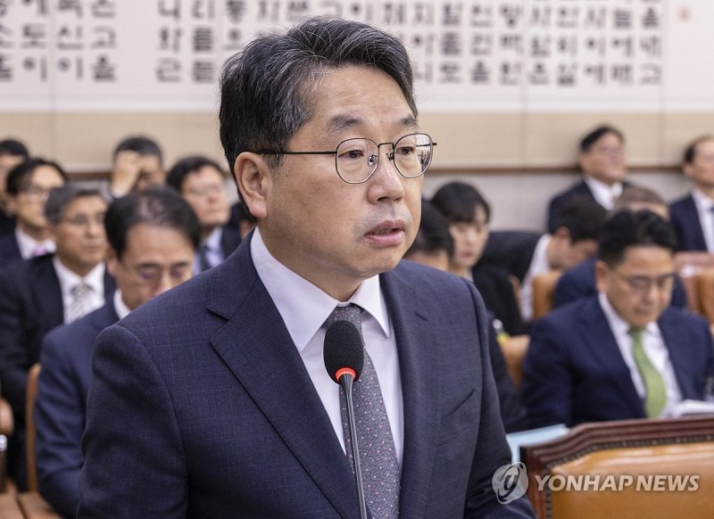 노만석 검찰총장 직무대행 기관 업무 보고 (출처=연합뉴스)