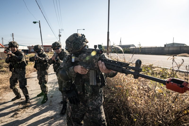 예비군기동대 첫 워리어플랫폼 적용 훈련 실시 (출처=연합뉴스)