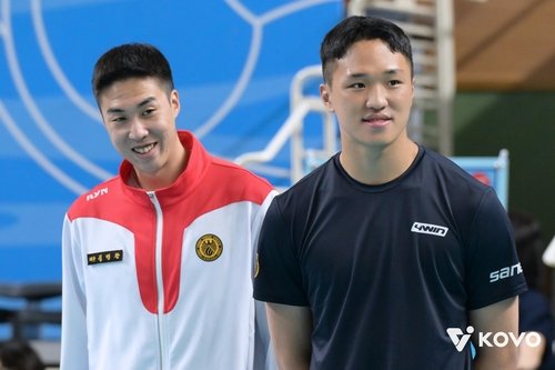 상무 소속의 임동혁(오른쪽)과 김명관 (출처=연합뉴스)