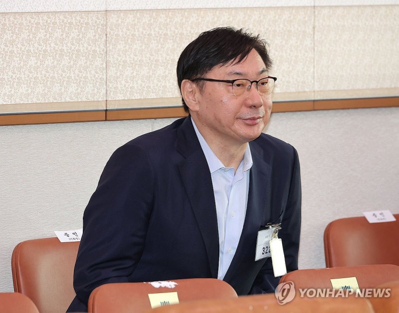 법사위 국정감사 출석하는 이화영 전 경기 평화부지사 (출처=연합뉴스)