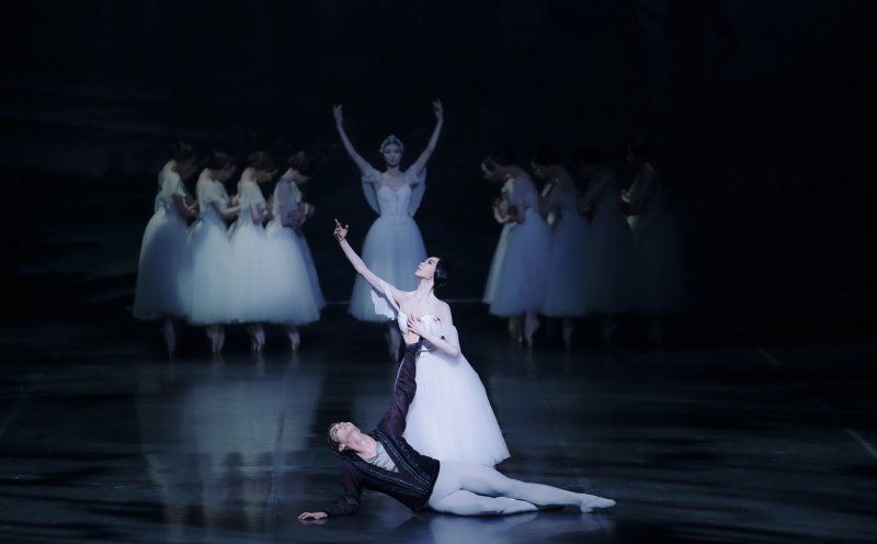 국립발레단 '지젤'에서 박슬기와 허서명이 열연하는 장면. (사진=국립발레단 제공) *재판매 및 DB 금지