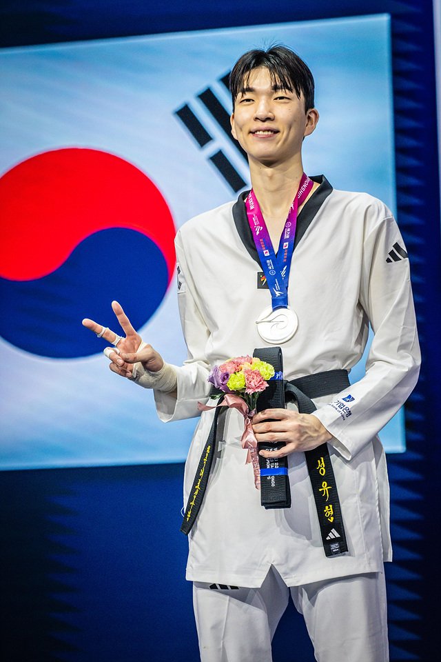 성유현이 우시 세계태권도선수권대회 남자 –68kg급에서 은메달을 획득했다. (WT 제공)