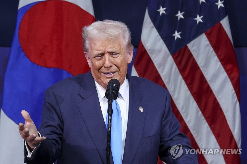 트럼프 미국 대통령, APEC CEO 서밋서 연설 (출처=연합뉴스)