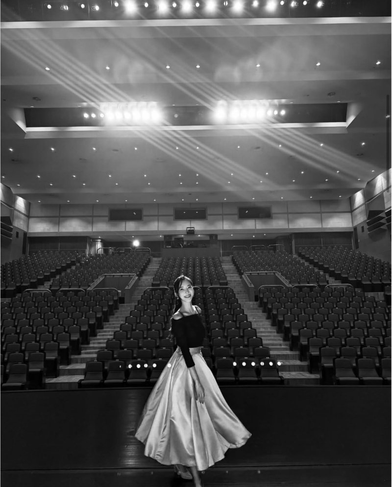 'LA 며느리' NS윤지 여전한 미모…딸과 행복 일상