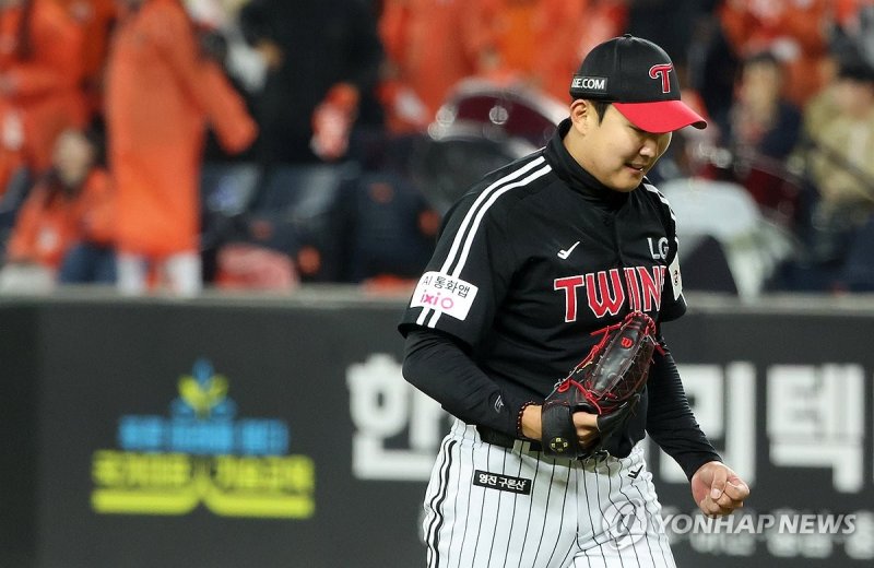 5회 막은 손주영 (출처=연합뉴스)