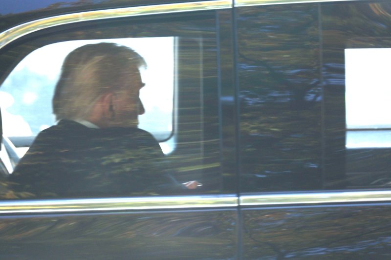 경주 힐튼호텔 떠나는 트럼프 미국 대통령 (출처=연합뉴스)