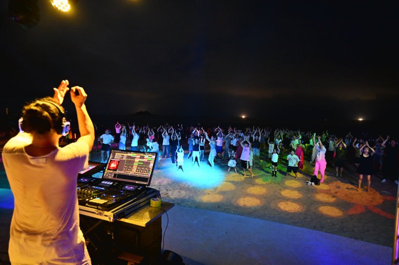 지난 여름 속초해수욕장에서 열린 비트 온 속초.(속초시 제공, 재판매 및 DB 금지) 2025.10.30/뉴스1