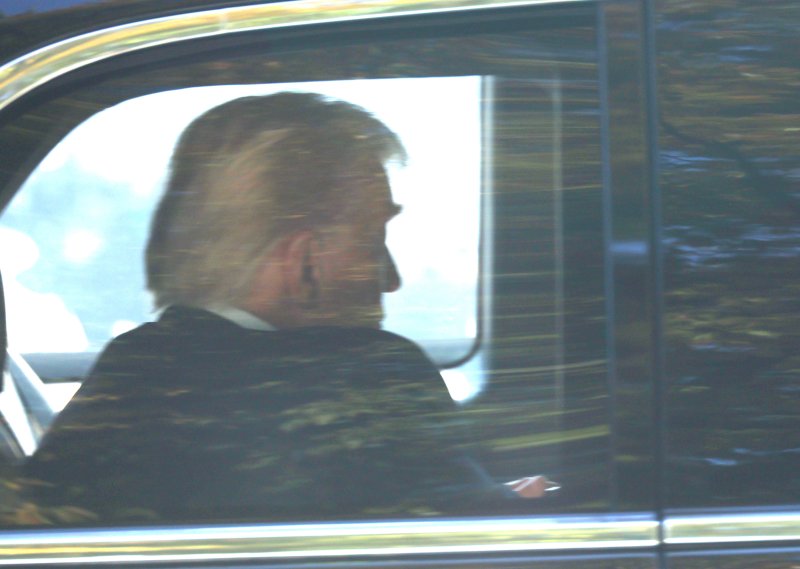 경주 힐튼호텔 떠나는 도널드 트럼프 미국 대통령.연합뉴스