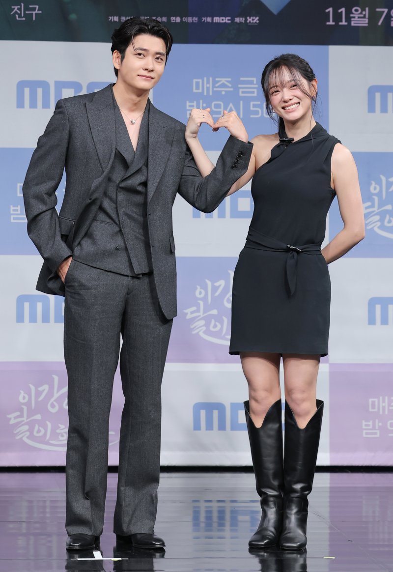 '이강달' 김세정 강태오 눈빛 좋은 배우…로코 삼박자 잘 맞아