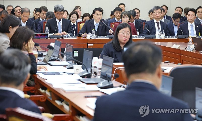 종합감사 출석한 최원호 원자력안전위원회 위원장 (출처=연합뉴스)