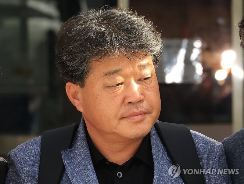 영장심사 마친 박창욱 경북도의원 (출처=연합뉴스)