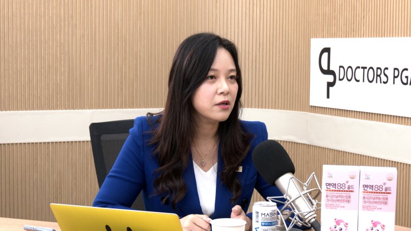 정은혜 전 더불어민주당 의원이 30일 뉴스1TV '팩트앤뷰'에 출연해 질문에 답하고 있다.(뉴스1TV '팩트앤뷰' 캡처)